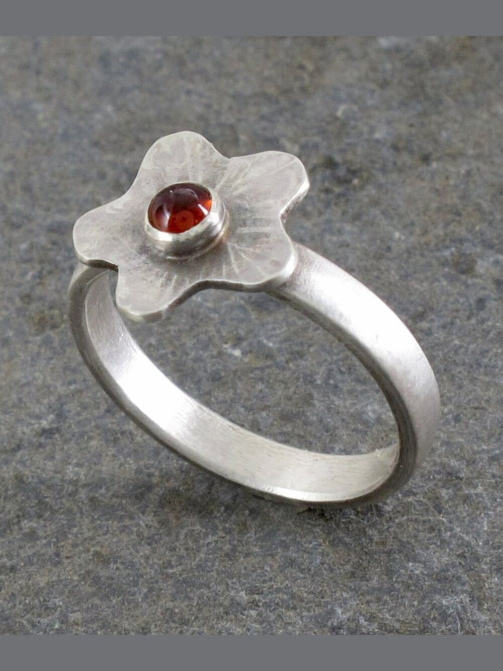 Sterling Silver 925 Flower Ring with Garnet, Size 8 3/4, Artisan Made - Picture 3 of 4
